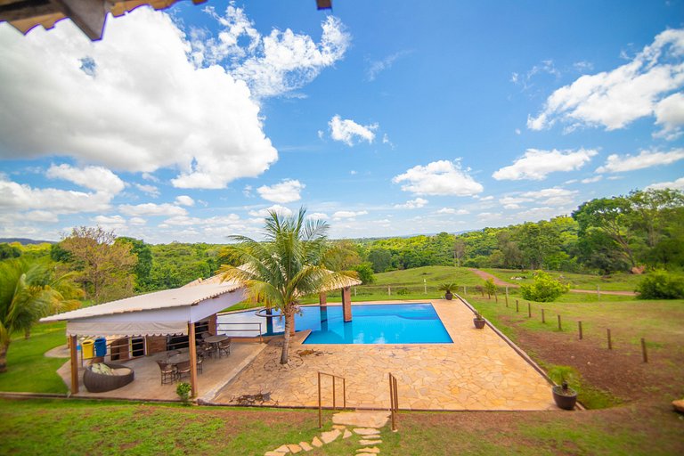 Chácara c/ Piscina Aquecida, Jacuzzi e Sinuca