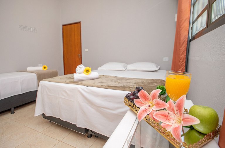 Refúgio de Lazer: Chácara c/ Espaço e Conforto