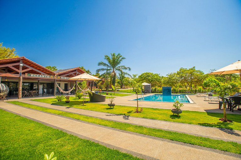 Refúgio de Lazer: Chácara c/ Espaço e Conforto