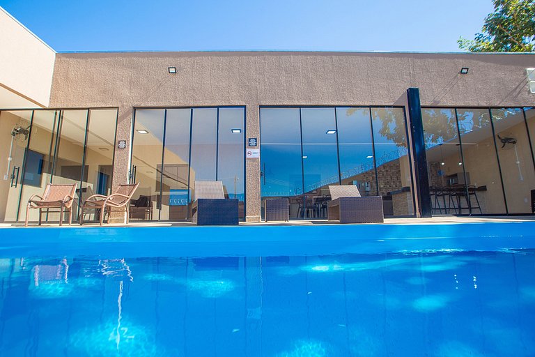 Lúmina House: 5 Suítes próximo ao lago Corumbá