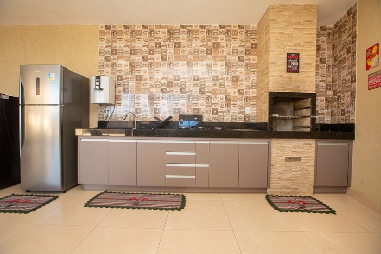 Casa com 5 suítes próximo ao lago Corumbá