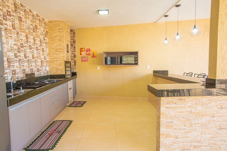 Casa com 5 suítes próximo ao lago Corumbá