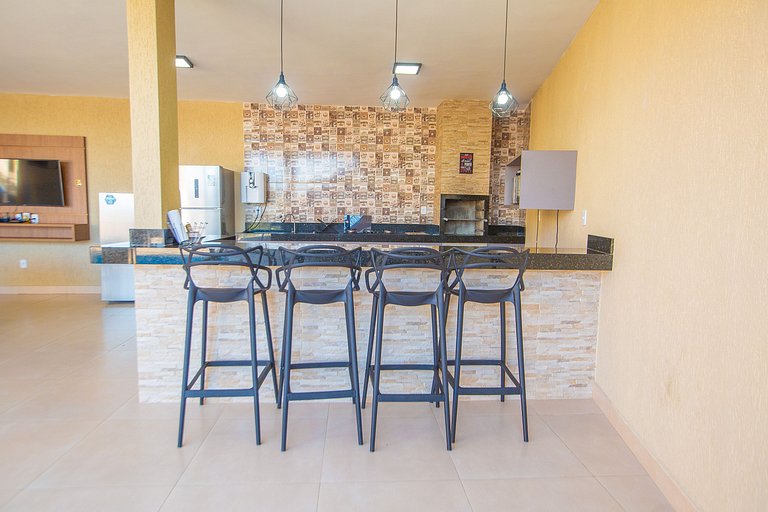 Casa com 5 suítes próximo ao lago Corumbá