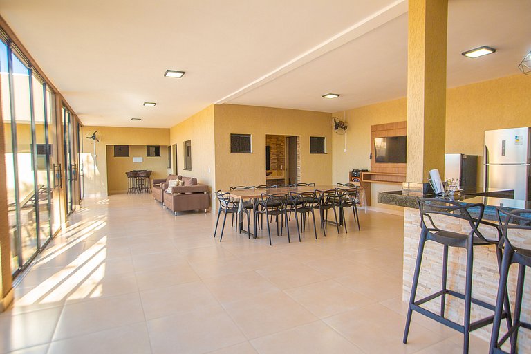 Lúmina House: 5 Suítes próximo ao lago Corumbá
