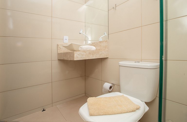 Casa com 5 suítes próximo ao lago Corumbá