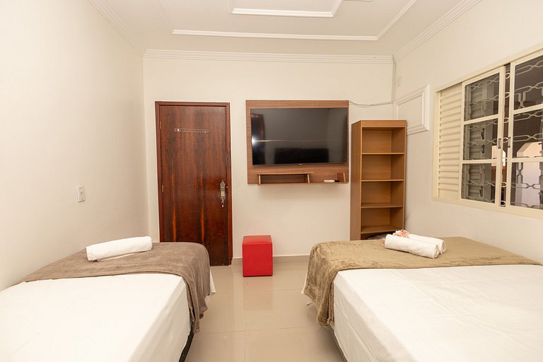Casa 4 Quartos c/ Varanda Gourmet e Piscina
