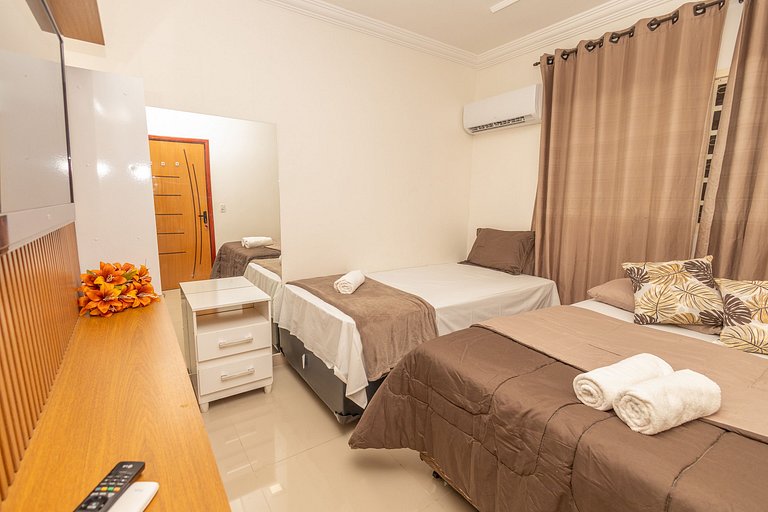 Casa 4 Quartos c/ Varanda Gourmet e Piscina