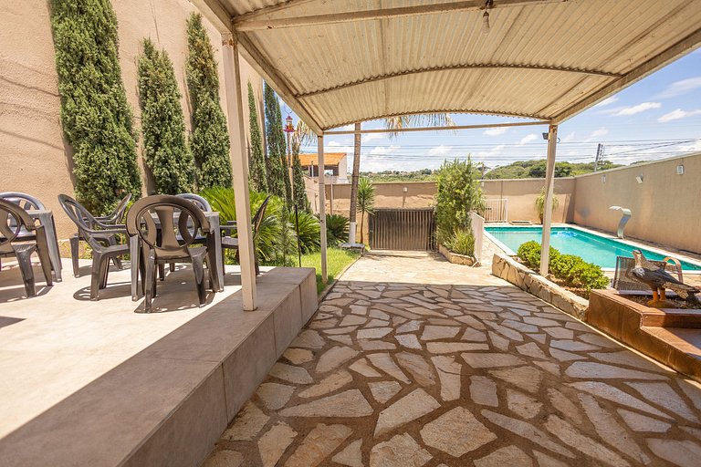 Morada dos Pinheiros: Piscina e Varanda Gourmet