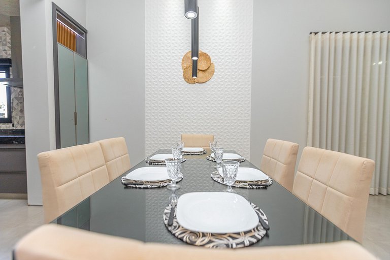 Casa familiar e aconchegante a 8 min do Hot Park