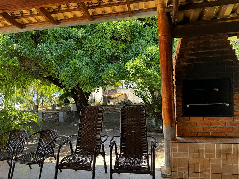 Sol, Piscina e Natureza: Estrutura Completa para Eventos e C