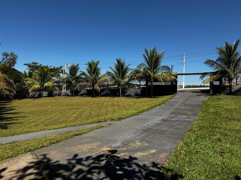 Sol, Piscina e Natureza: Estrutura Completa para Eventos e C
