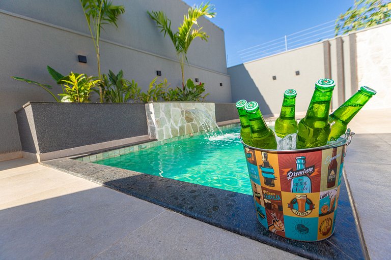 Novidade em Caldas Novas! Casa c/ Piscina e Sinuca