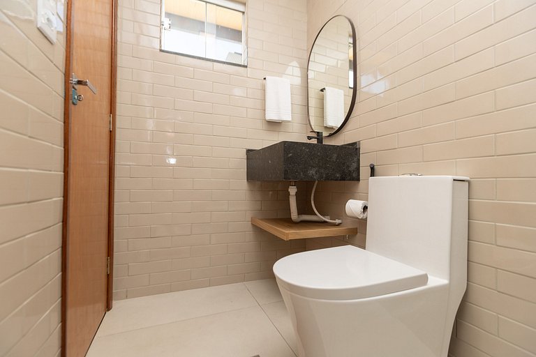 Novidade em Caldas Novas! Casa c/ Piscina e Sinuca