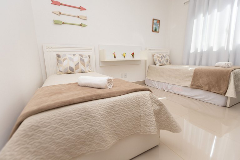 Refúgio com Piscina em Condomínio