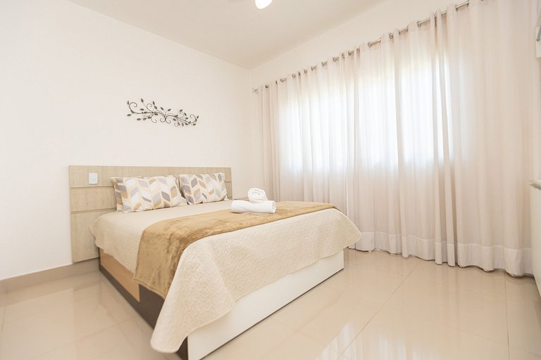 Refúgio com Piscina em Condomínio