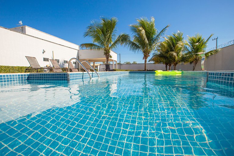Recanto c/ 4 Suítes, Piscina e Área Gourmet