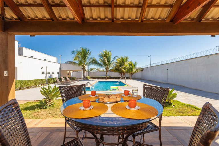 Recanto c/ 4 Suítes, Piscina e Área Gourmet