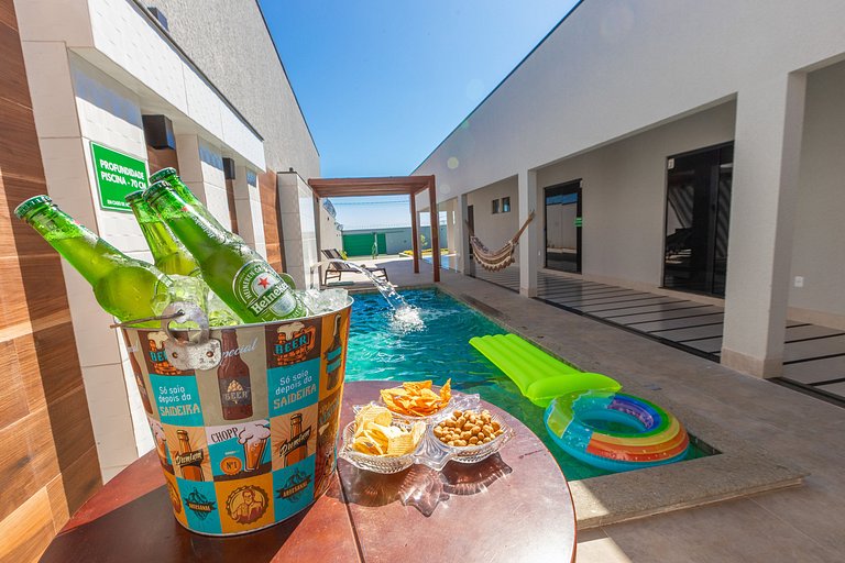 Sua Casa Perfeita c/ 4 Suítes e Piscina Aquecida