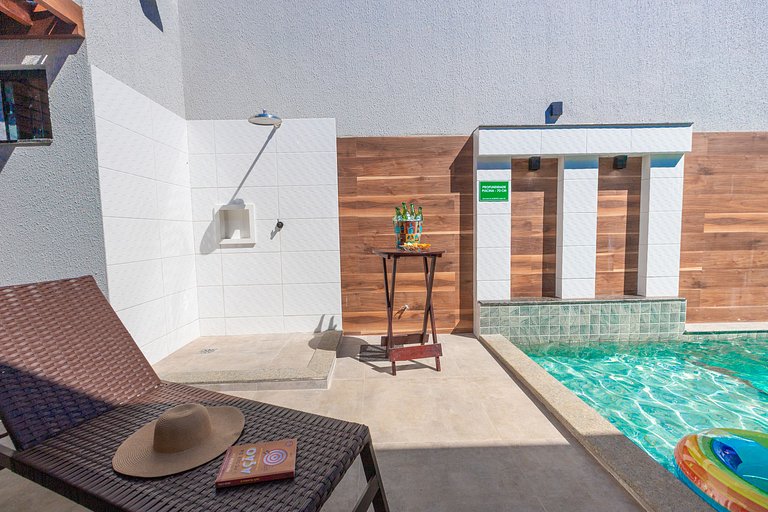 Sua Casa Perfeita c/ 4 Suítes e Piscina Aquecida