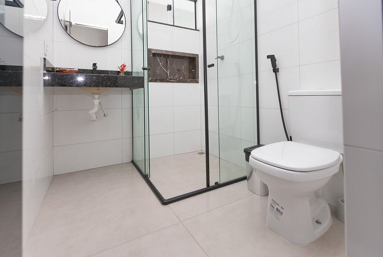 Sua Casa Perfeita c/ 4 Suítes e Piscina Aquecida