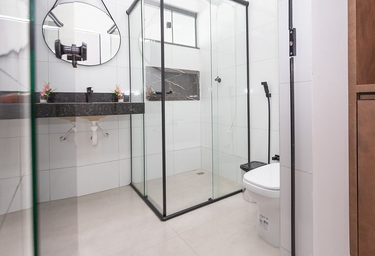 Sua Casa Perfeita c/ 4 Suítes e Piscina Aquecida