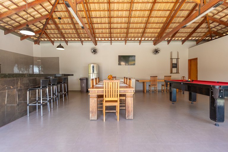 Refúgio 4 Suítes c/ Piscina, Sinuca e Área Gourmet