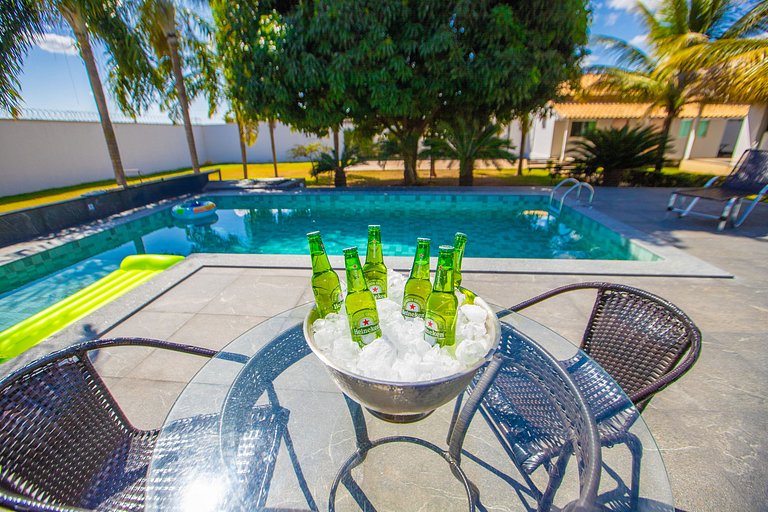 Refúgio 4 Suítes c/ Piscina, Sinuca e Área Gourmet