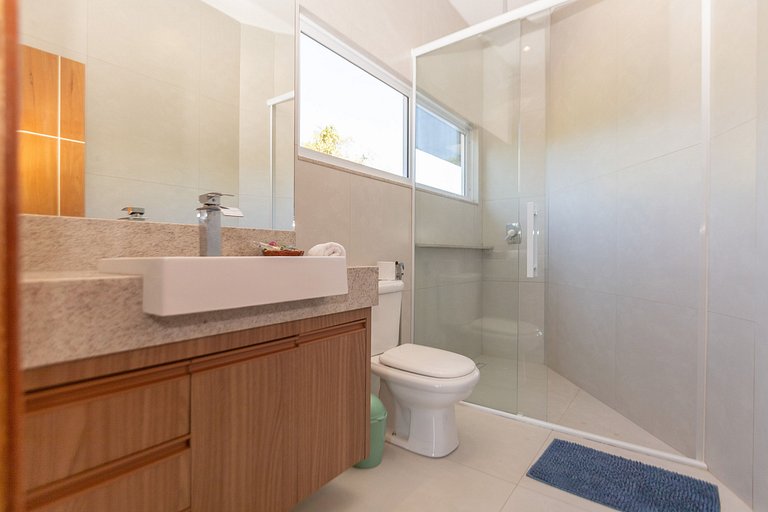Escapada Romântica: Charme e Conforto com Jacuzzi