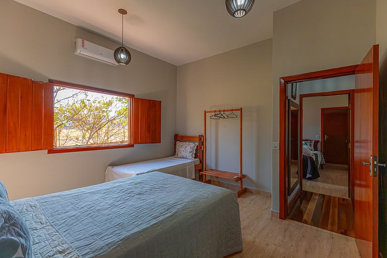 Refúgio no Cerrado com Lago, Piscina e Jacuzzi