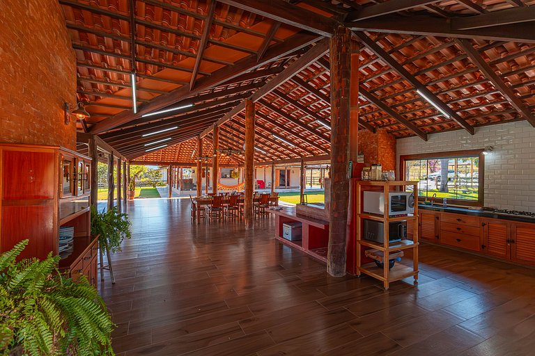 Refúgio no Cerrado com Lago, Piscina e Jacuzzi