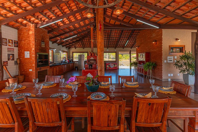 Refúgio no Cerrado com Lago, Piscina e Jacuzzi