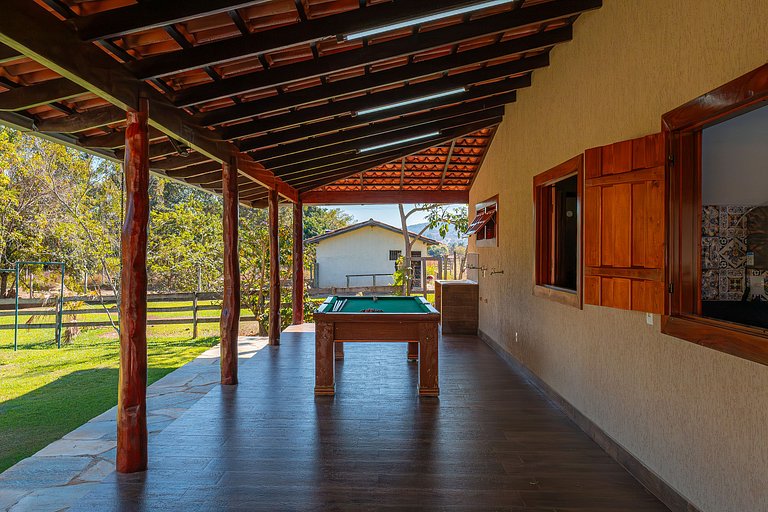Refúgio no Cerrado com Lago, Piscina e Jacuzzi