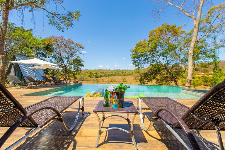 Cabana com Hidro Privativa e Piscina Infinita