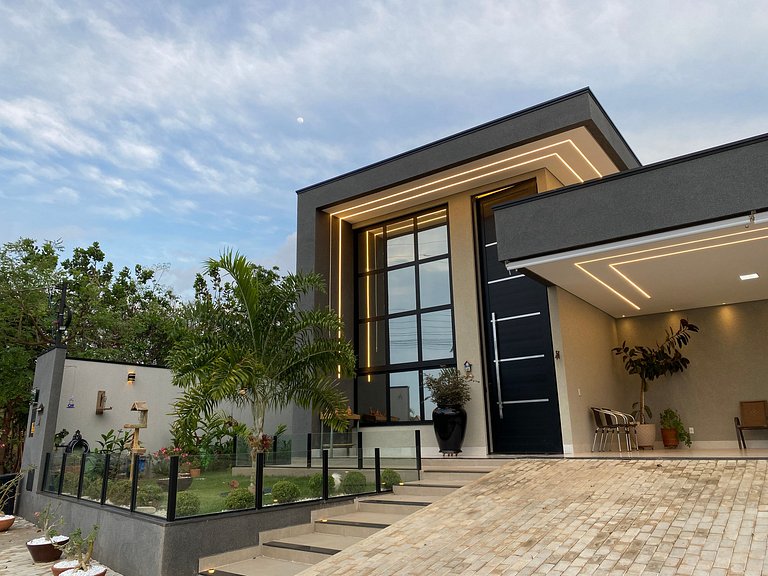 Refúgio de Luxo e Tranquilidade c/ Piscina e Hidro