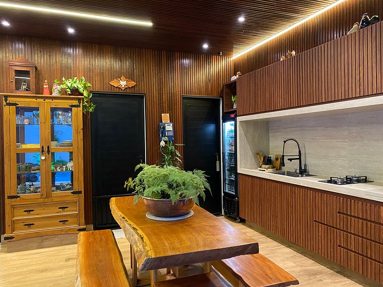 Refúgio de Luxo e Tranquilidade c/ Piscina e Hidro