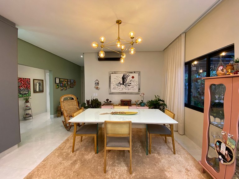 Refúgio de Luxo e Tranquilidade c/ Piscina e Hidro