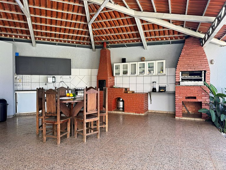 Sobrado Perfeito p/ Grupos | Piscina e Hidro