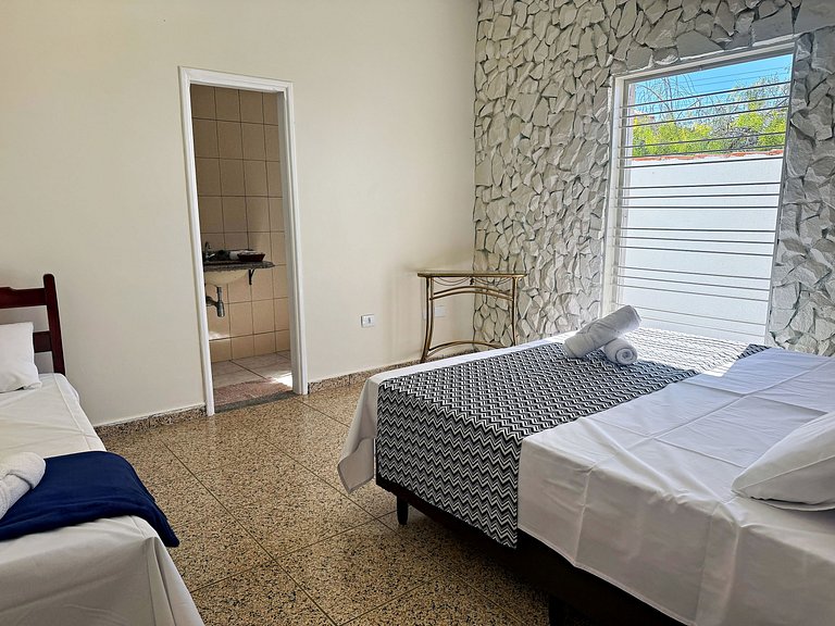 Sobrado Perfeito p/ Grupos | Piscina e Hidro