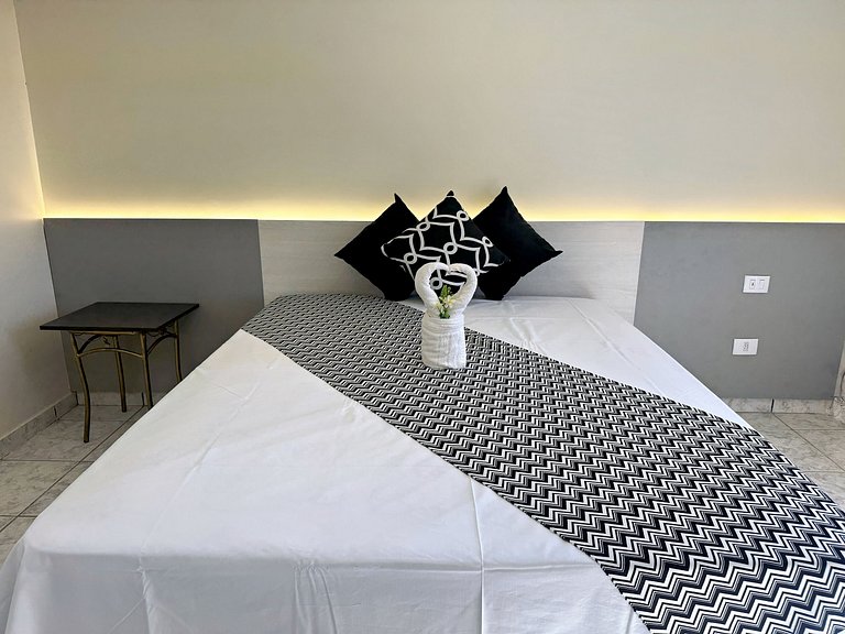 Sobrado Perfeito p/ Grupos | Piscina e Hidro