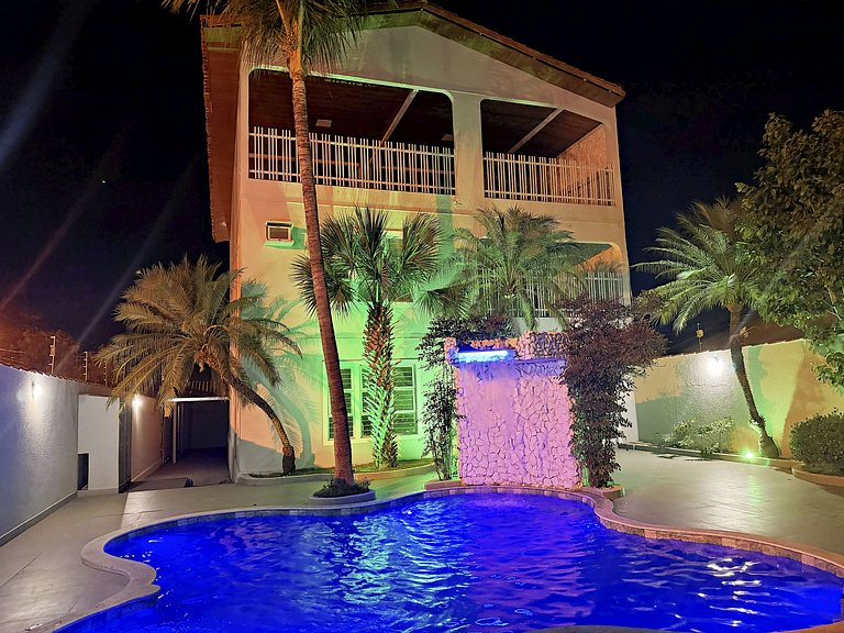 Sobrado Perfeito p/ Grupos | Piscina e Hidro