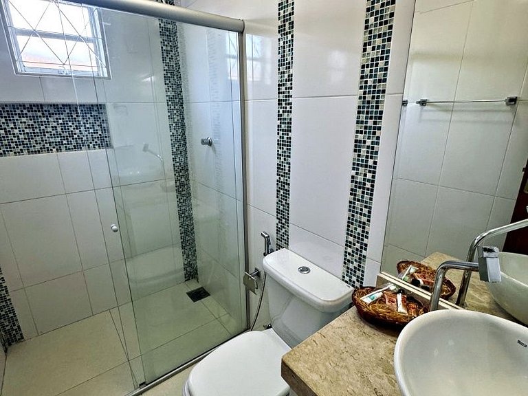 Casa 7 Quartos e Piscina no Centro de Caldas Novas