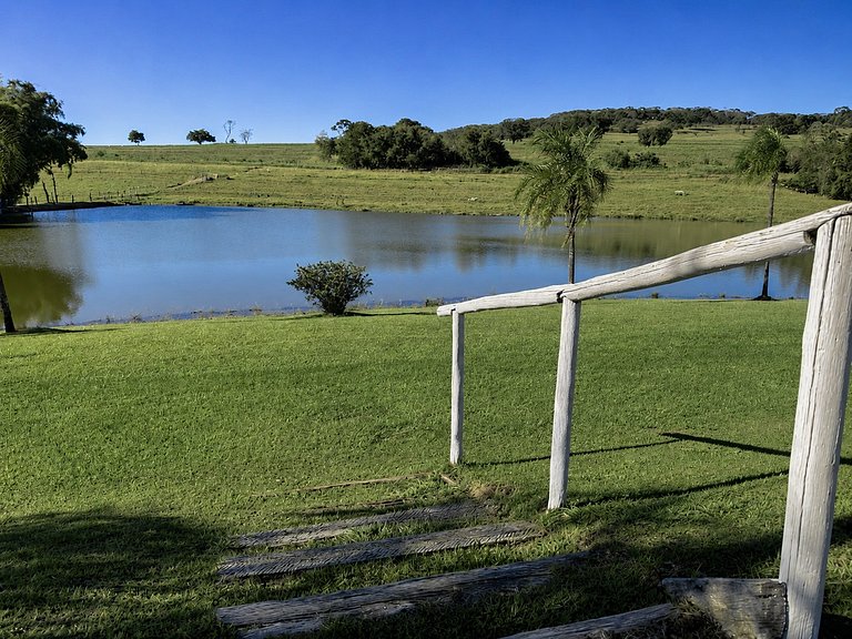 Casa de Campo Premium | 5 Suítes e Lago Privativo