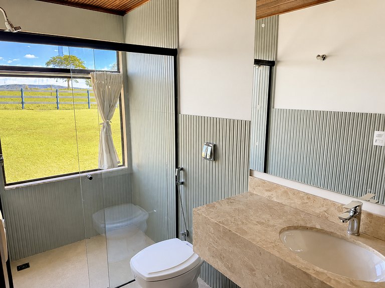 Casa de Campo Premium | 5 Suítes e Lago Privativo