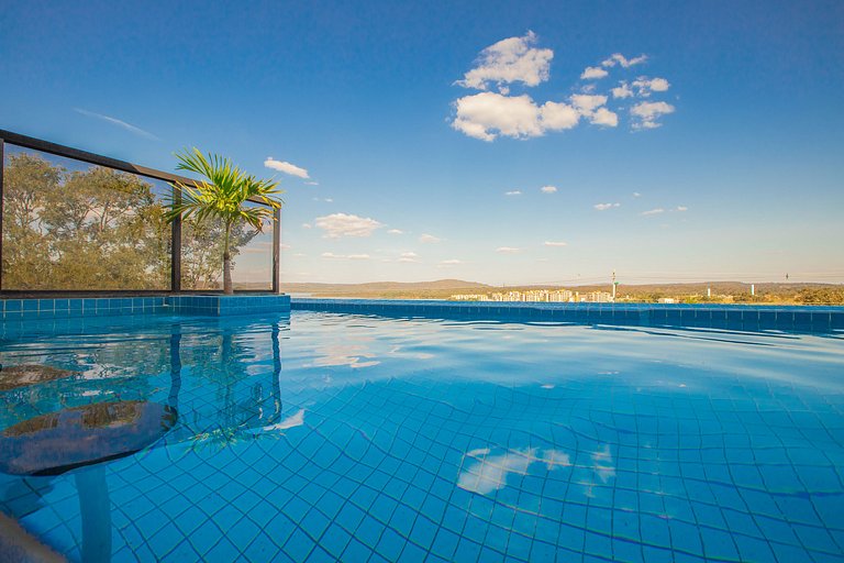 Casa - Piscina - Borda Infinita em Condomínio