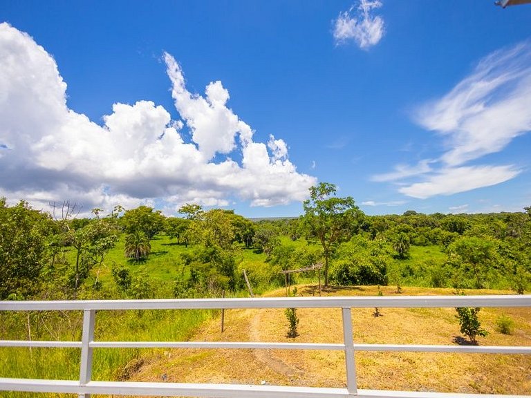 Espectacular Rancho c/ 3 Suítes e Piscina