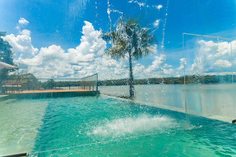 Paraíso à Beira Lago, Piscina e Vista Espetacular