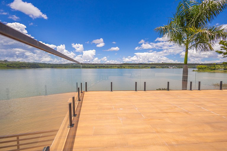 Paraíso à Beira Lago, Piscina e Vista Espetacular