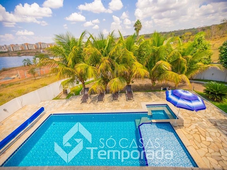 Sobrado c/8 suítes, piscina quente ideal p/Grupos.